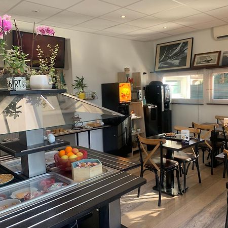 Contact Hotel Marseille Aubagne La Penne-sur-Huveaune Zewnętrze zdjęcie