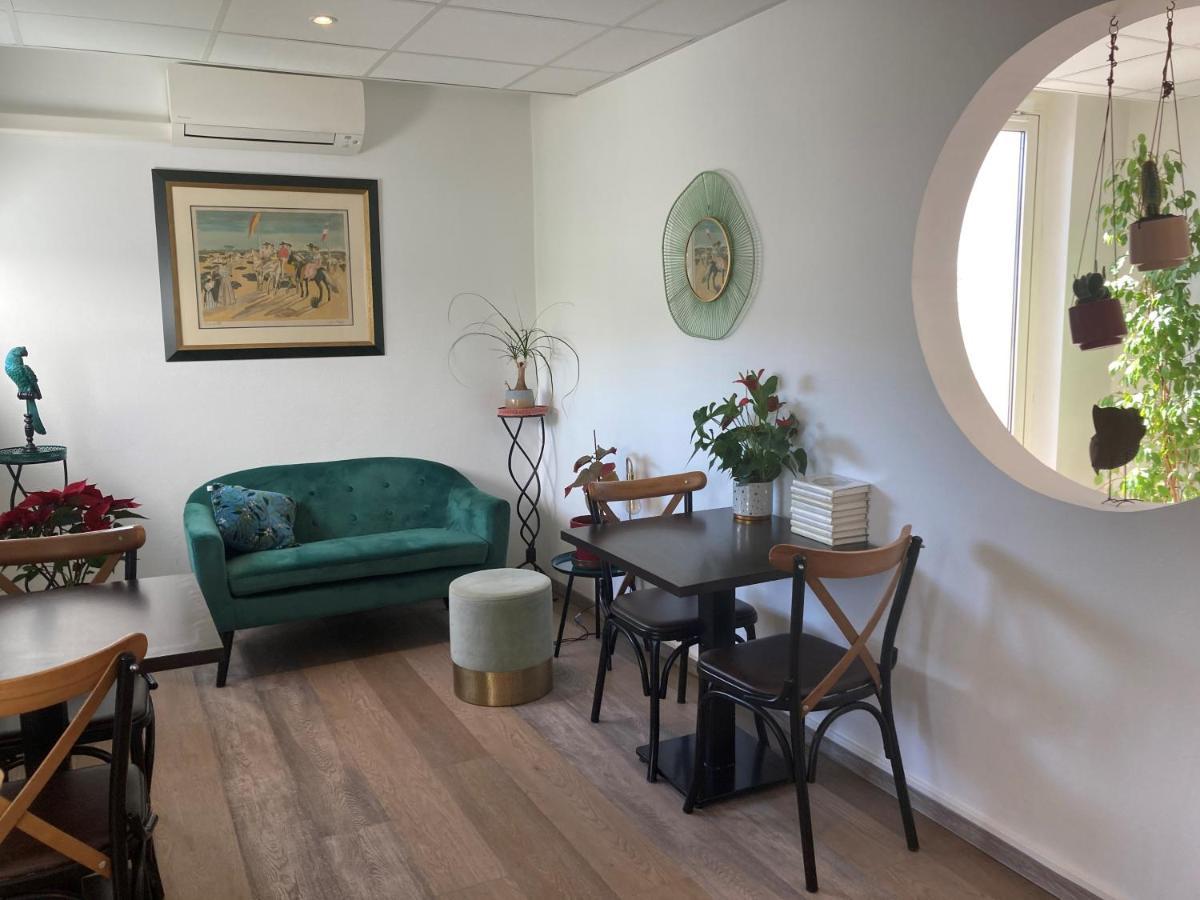 Contact Hotel Marseille Aubagne La Penne-sur-Huveaune Zewnętrze zdjęcie